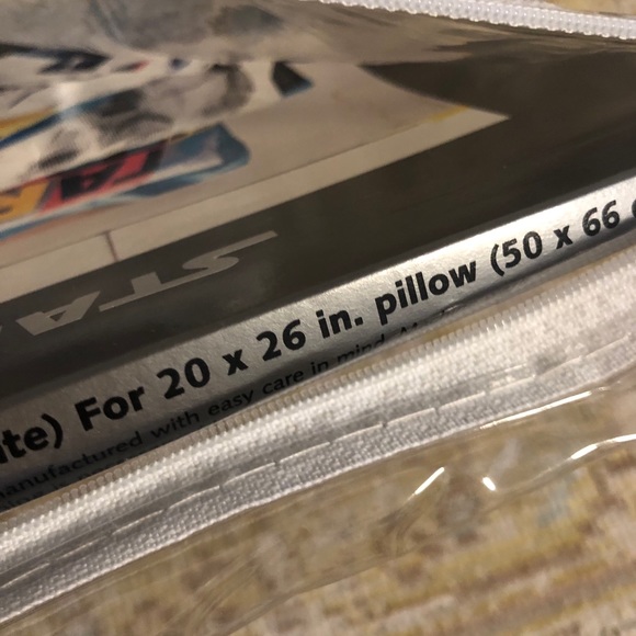 2 Star Wars Color Block Pillow Shams NWT - Picture 6 of 6